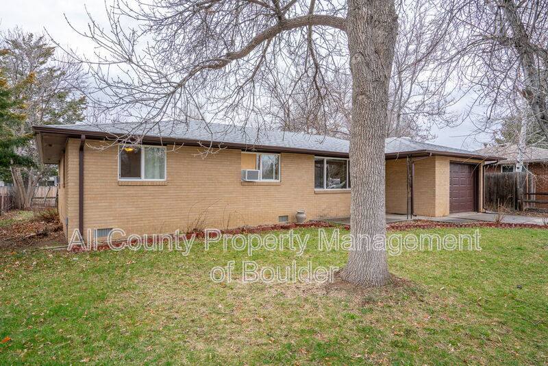 House for rent at 1117 Vivian St, Longmont, CO 80501