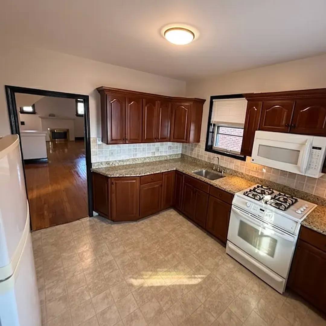 House for rent at 5448 Lisette Ave, Saint Louis, MO 63109