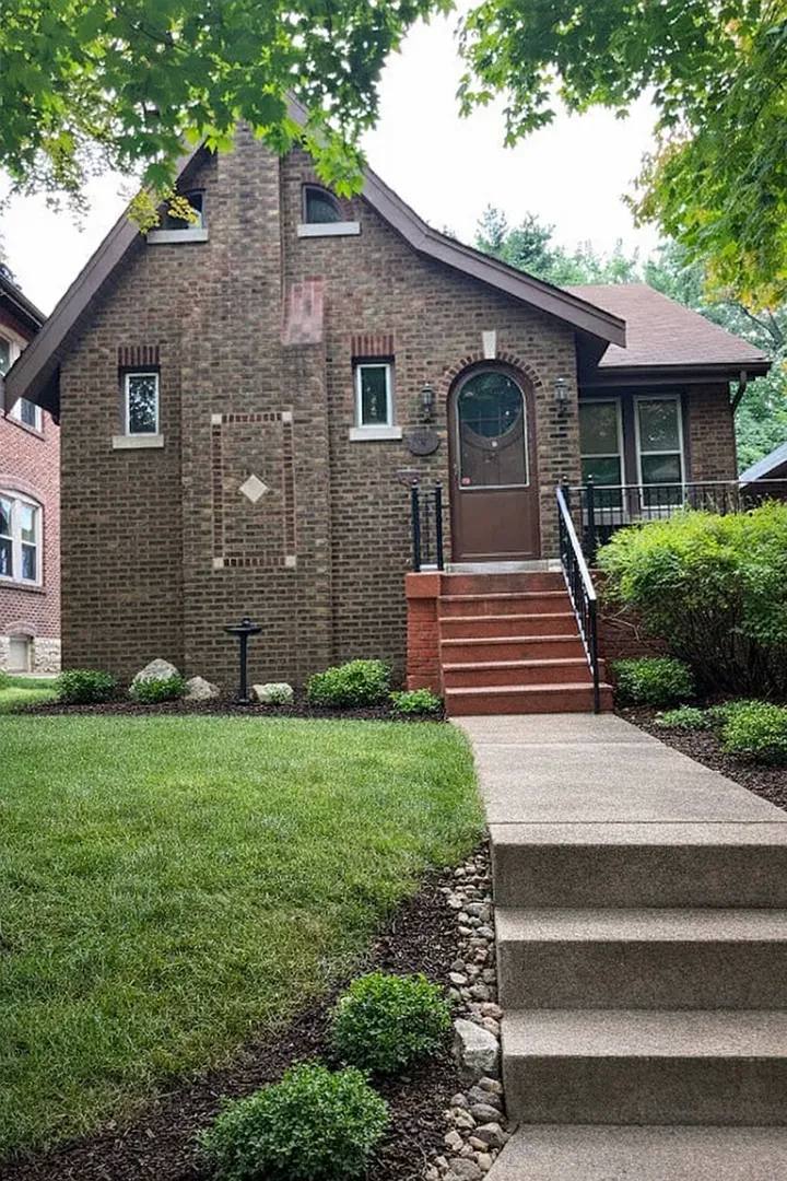 House for rent at 5448 Lisette Ave, Saint Louis, MO 63109