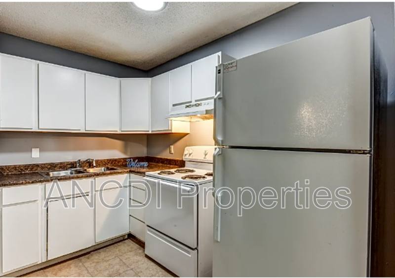 Apartment for rent at 801 E 9th St #5, Del Rio, TX 78840