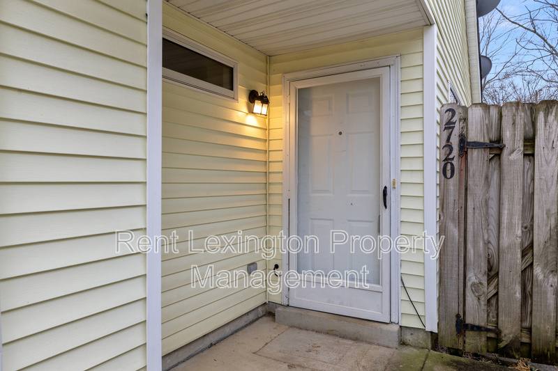 House for rent at 2720 Chelsea Woods Court, Lexington, KY 40509