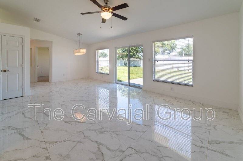 House for rent at 14426 Indian Ridge Trail, Clermont, FL 34711