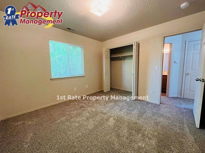 Townhouse for rent at 16025 N 19th St #104, Nampa, ID 83687