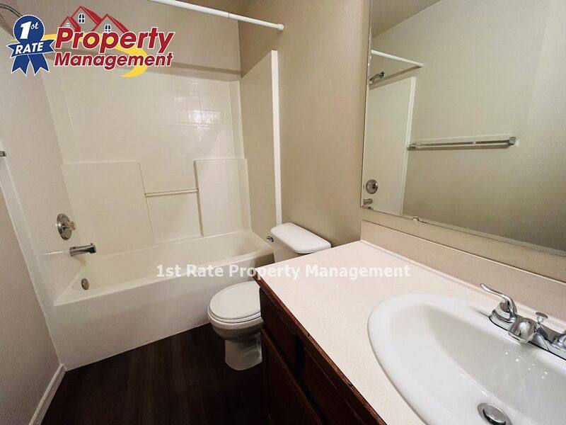 Townhouse for rent at 16025 N 19th St #104, Nampa, ID 83687