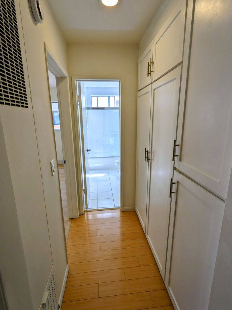 Apartment for rent at 11948 Darlington Ave, Los Angeles, CA 90049