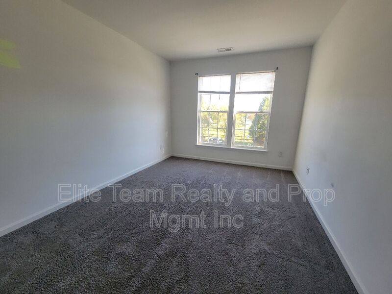 Townhouse for rent at 177 Autumn Falls Dr, Clover, SC 29710