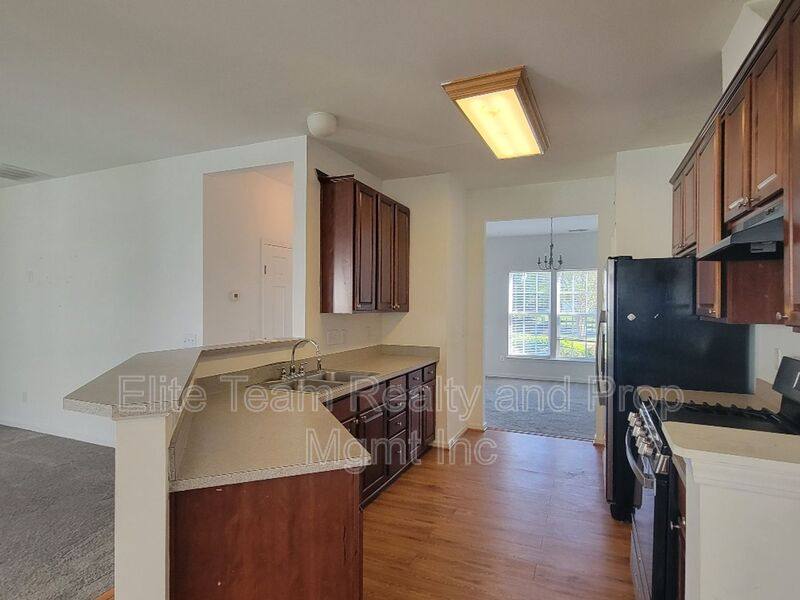 Townhouse for rent at 177 Autumn Falls Dr, Clover, SC 29710