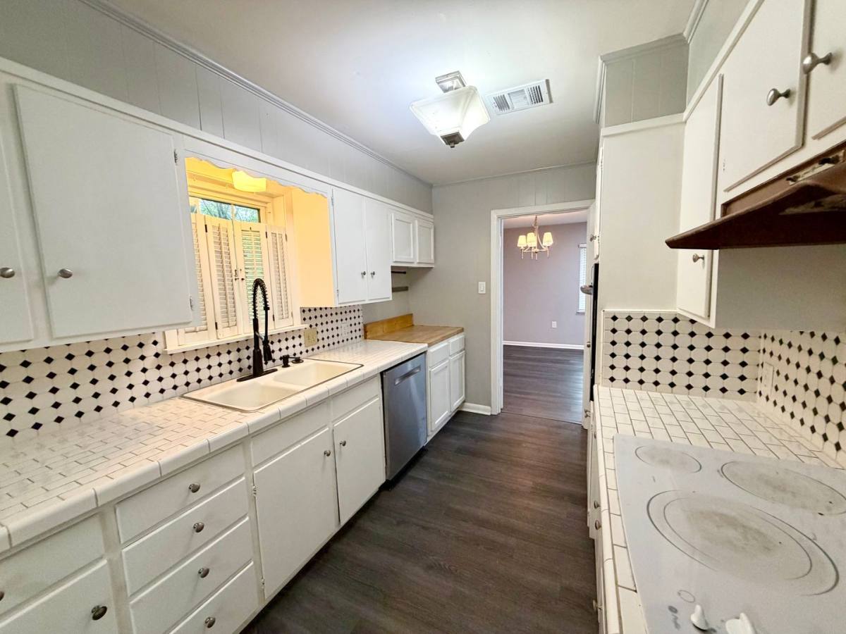 House for rent at 3310 Macarthur Dr, Waco, TX 76708