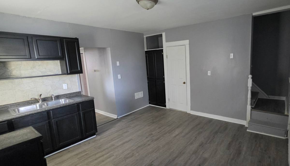 House for rent at 4312 Oregon Ave, Saint Louis, MO 63111