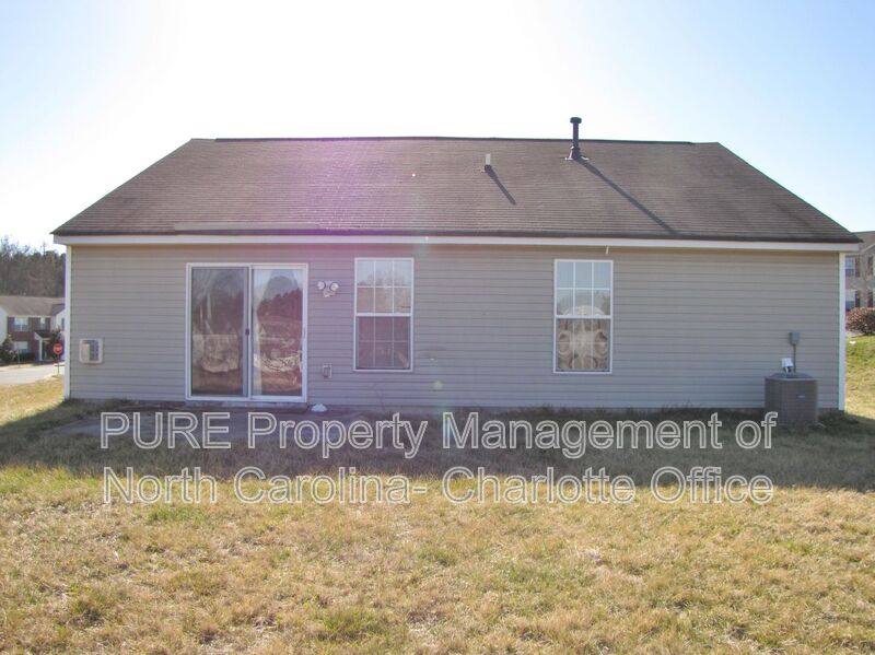 House for rent at 2910 Bridgeville Lane, Charlotte, NC 28262