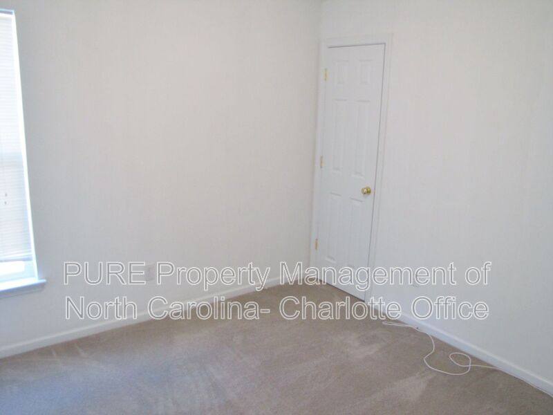 House for rent at 2910 Bridgeville Lane, Charlotte, NC 28262