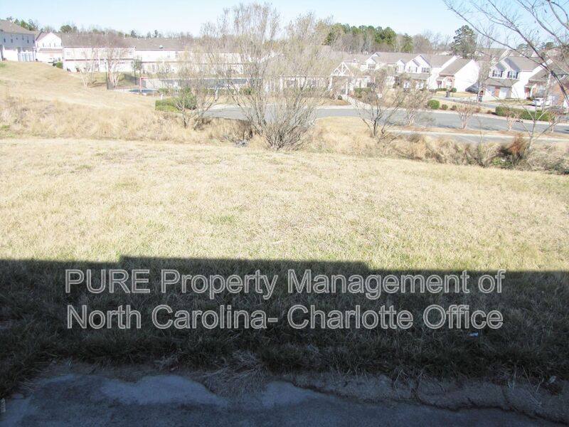 House for rent at 2910 Bridgeville Lane, Charlotte, NC 28262
