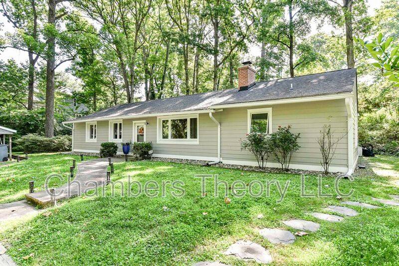 House for rent at 1312 Namassin Rd, Alexandria, VA 22308