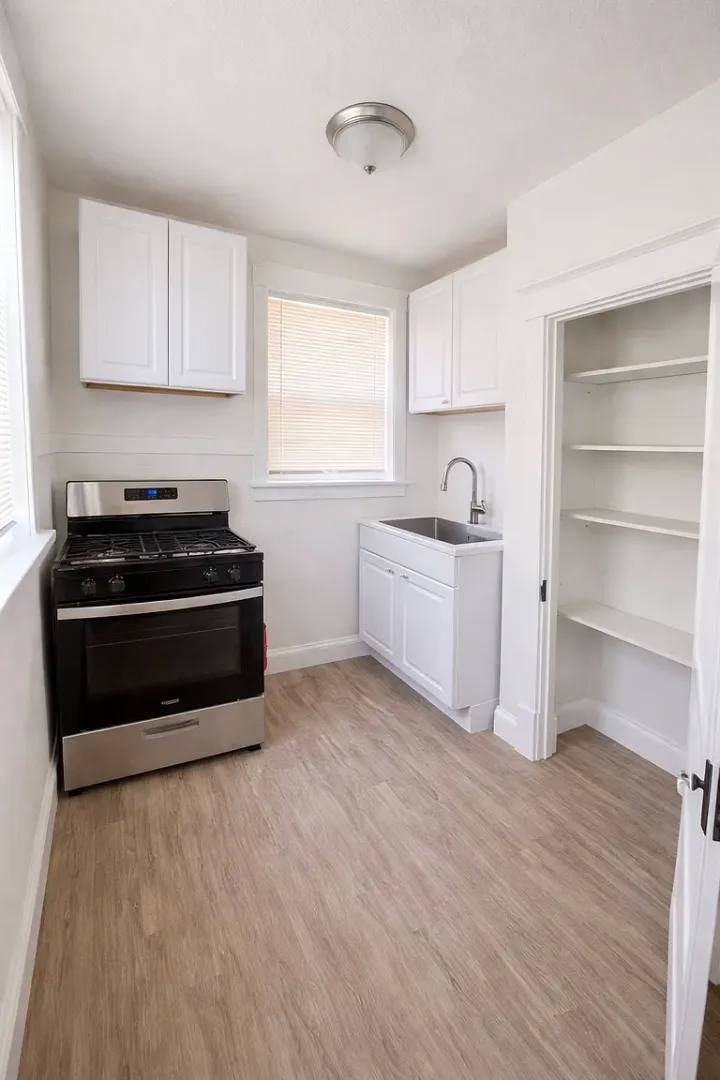 Apartment for rent at 5335 Bancroft Ave, Saint Louis, MO 63109