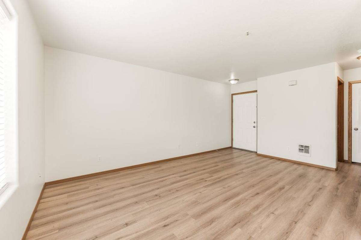Townhouse for rent at 1812 E Coeur D'alene Ave, Post Falls, ID 83854