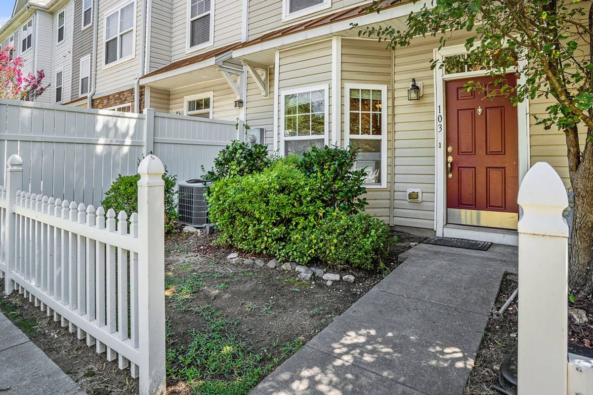 Townhouse for rent at 11701 Coppergate Dr #103, Raleigh, NC 27614