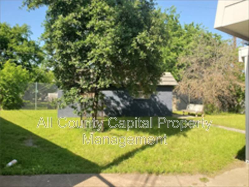 Apartment for rent at 302 Carmen Court #130, Austin, TX 78752