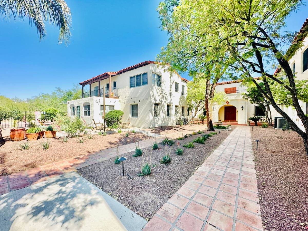 Apartment for rent at 605 E 9th St, Tucson, AZ 85705