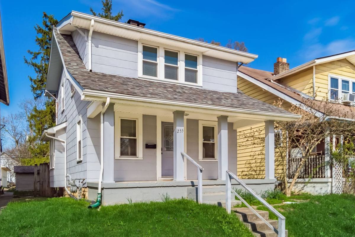 House for rent at 255 Belvidere Ave, Columbus, OH 43223