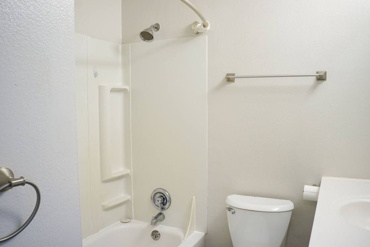 Apartment for rent at 4030 SE Holgate Blvd, Portland, OR 97202