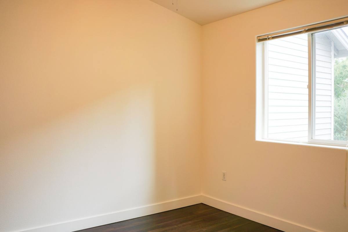 Apartment for rent at 130 SE 105th Ave, Portland, OR 97216