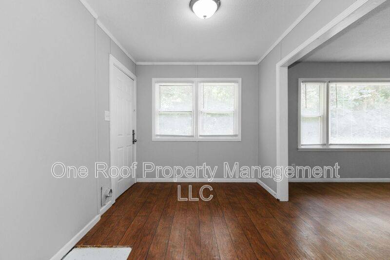 House for rent at 937 Metropolitan Ave #B, Kansas City, KS 66103