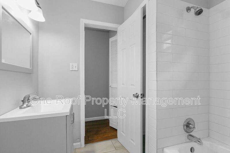 House for rent at 937 Metropolitan Ave #B, Kansas City, KS 66103