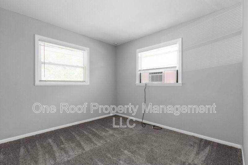House for rent at 937 Metropolitan Ave #B, Kansas City, KS 66103