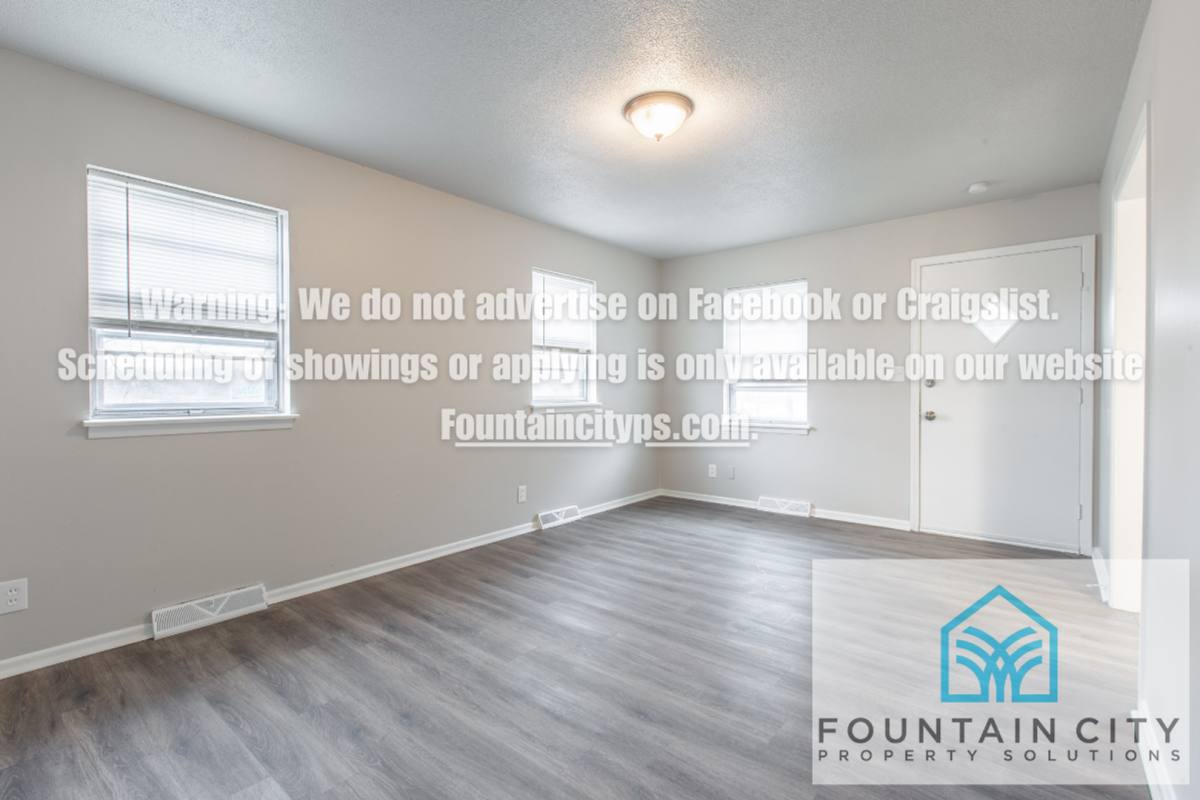 Apartment for rent at 4431 NE Winn Rd, Kansas City, MO 64117
