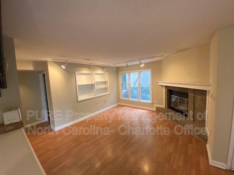 Condo for rent at 415 W 8th St E, Charlotte, NC 28202