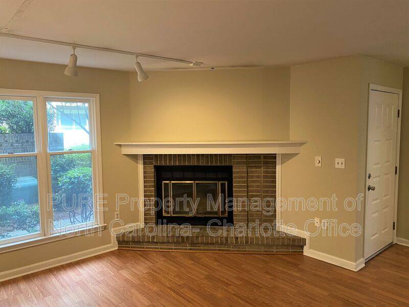 Condo for rent at 415 W 8th St E, Charlotte, NC 28202