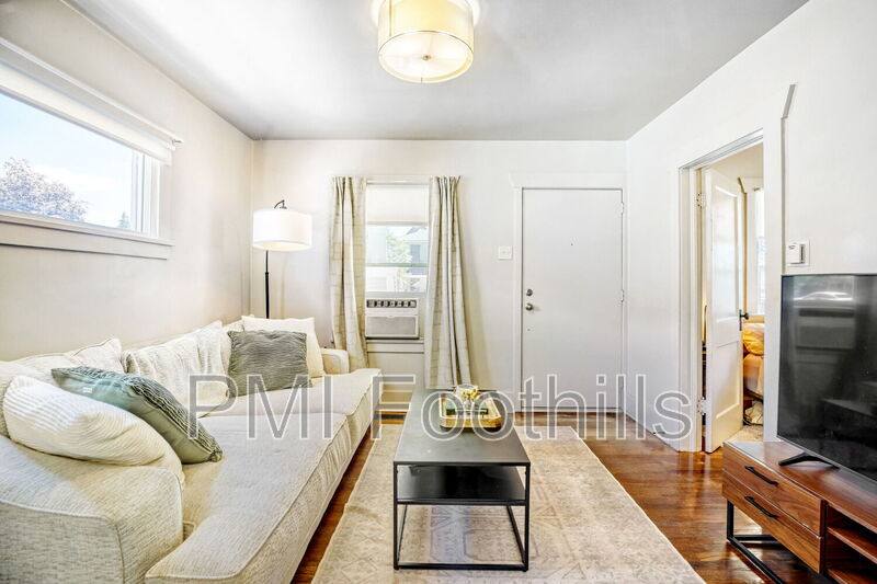 House for rent at 2968 S Grant St, Englewood, CO 80113