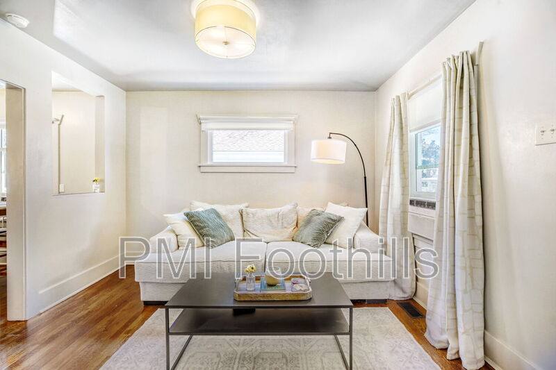 House for rent at 2968 S Grant St, Englewood, CO 80113