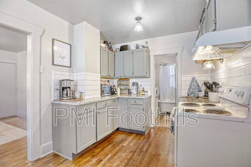 House for rent at 2968 S Grant St, Englewood, CO 80113