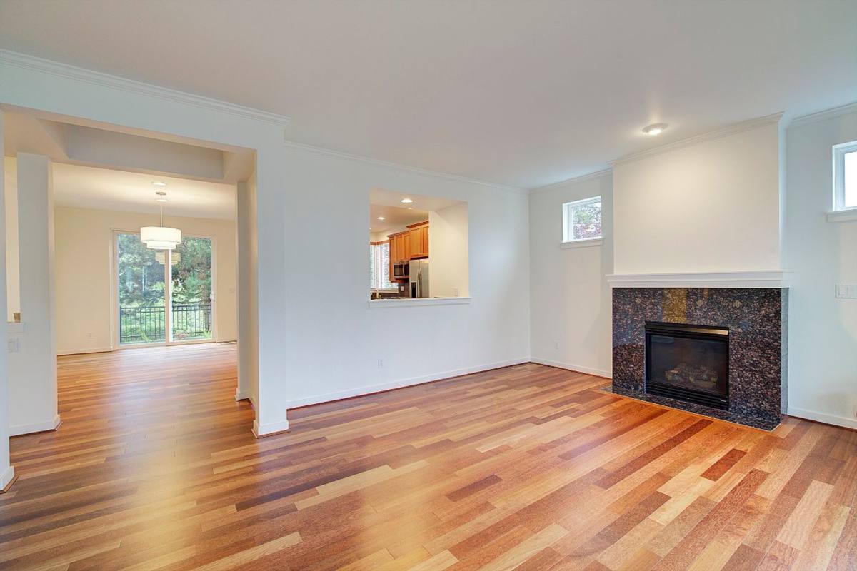 House for rent at 597 Alpine Ridge Place NW, Issaquah, WA 98027