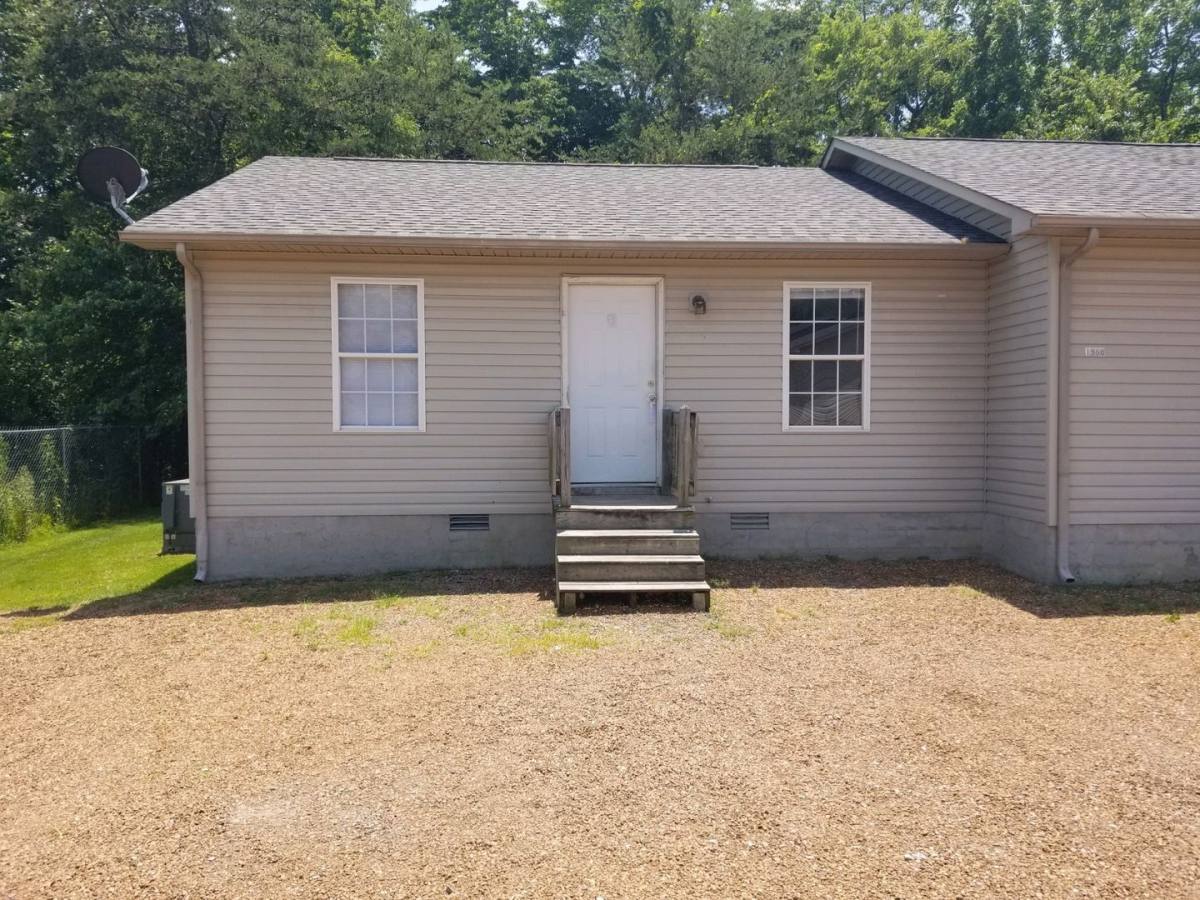 Apartment for rent at 1960 E First St, Crossville, TN 38555