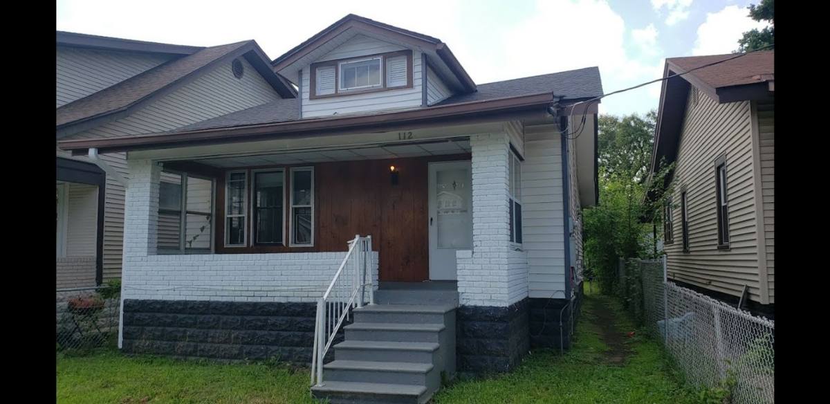 Apartment for rent at 112 S 46th St, Louisville, KY 40212