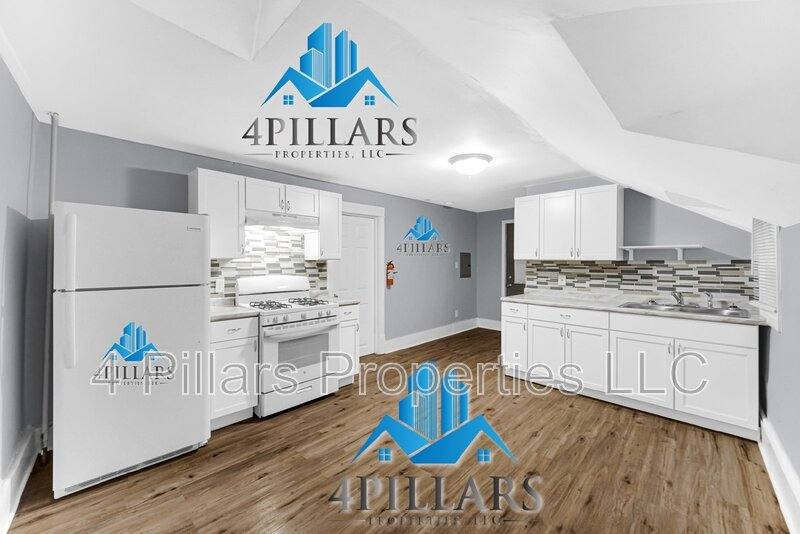 Apartment for rent at 523 W Columbus Dr - 2nd Floor, East Chicago, IN 46312