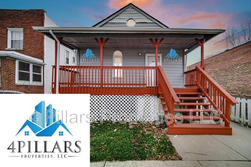 Apartment for rent at 523 W Columbus Dr - 2nd Floor, East Chicago, IN 46312