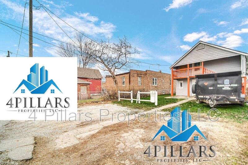 Apartment for rent at 523 W Columbus Dr - 2nd Floor, East Chicago, IN 46312