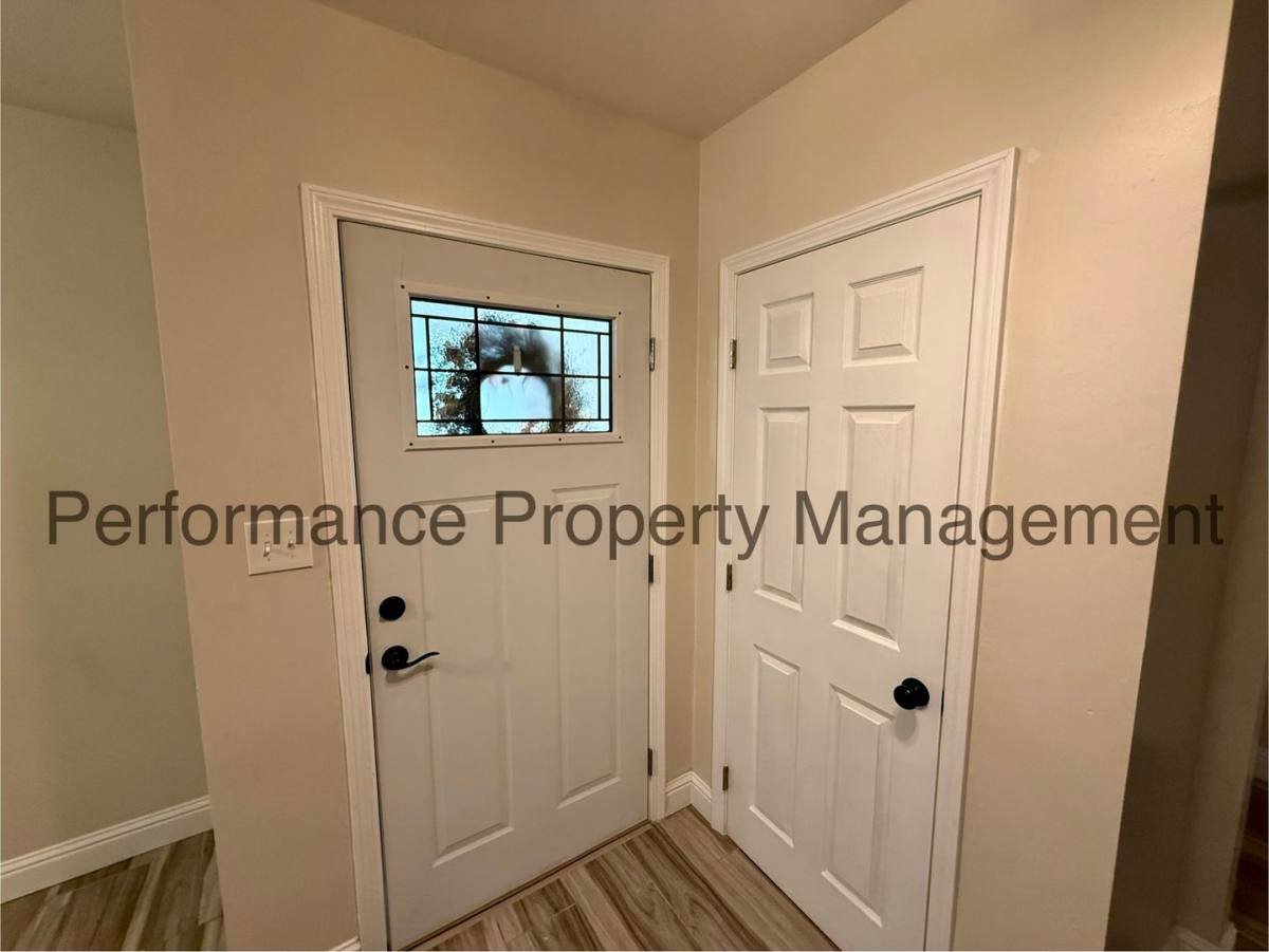 House for rent at 2401 Kayoming Way, Bakersfield, CA 93306