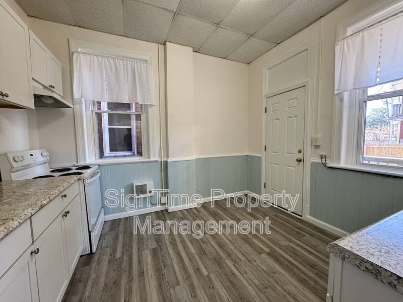 Apartment for rent at 103 E Washington St #1E, Hagerstown, MD 21740