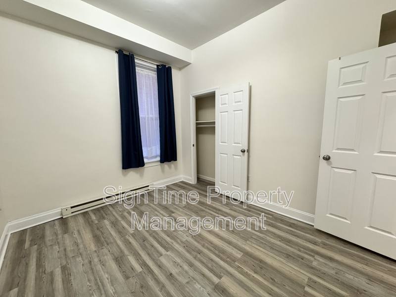 Apartment for rent at 103 E Washington St #1E, Hagerstown, MD 21740