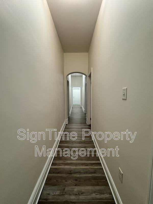 Apartment for rent at 103 E Washington St #1E, Hagerstown, MD 21740