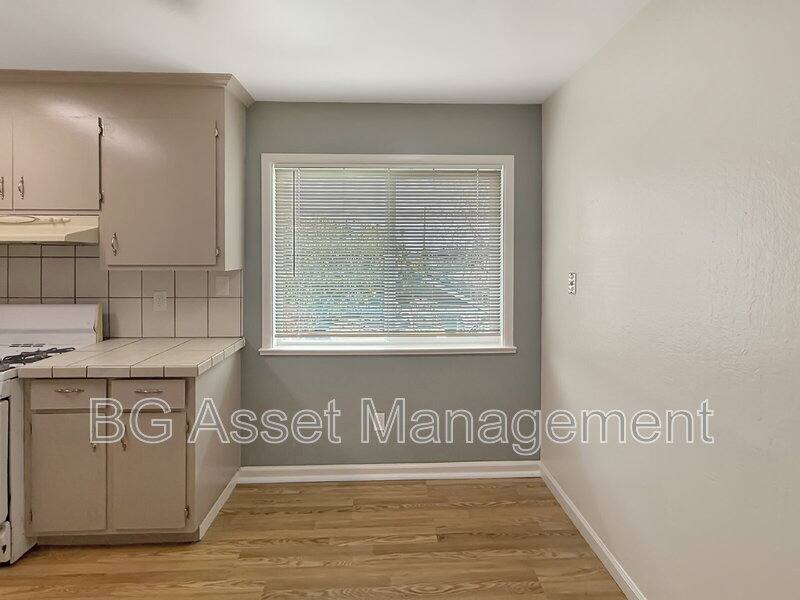 Apartment for rent at 1610 Sanford Ave #3, San Pablo, CA 94806