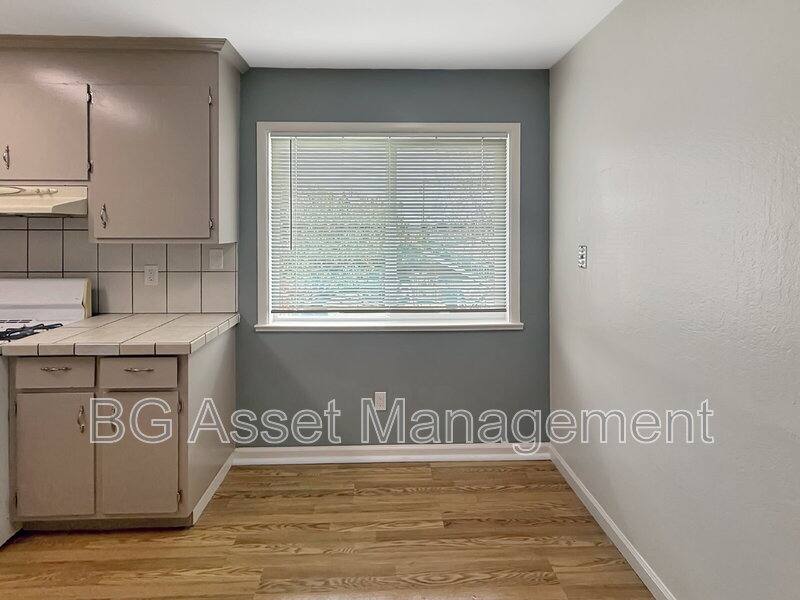 Apartment for rent at 1610 Sanford Ave #3, San Pablo, CA 94806