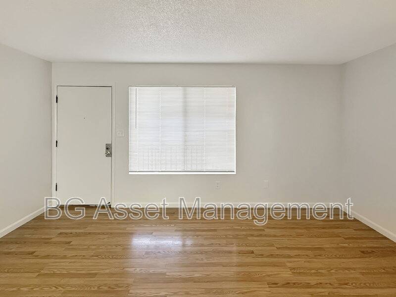Apartment for rent at 1610 Sanford Ave #3, San Pablo, CA 94806