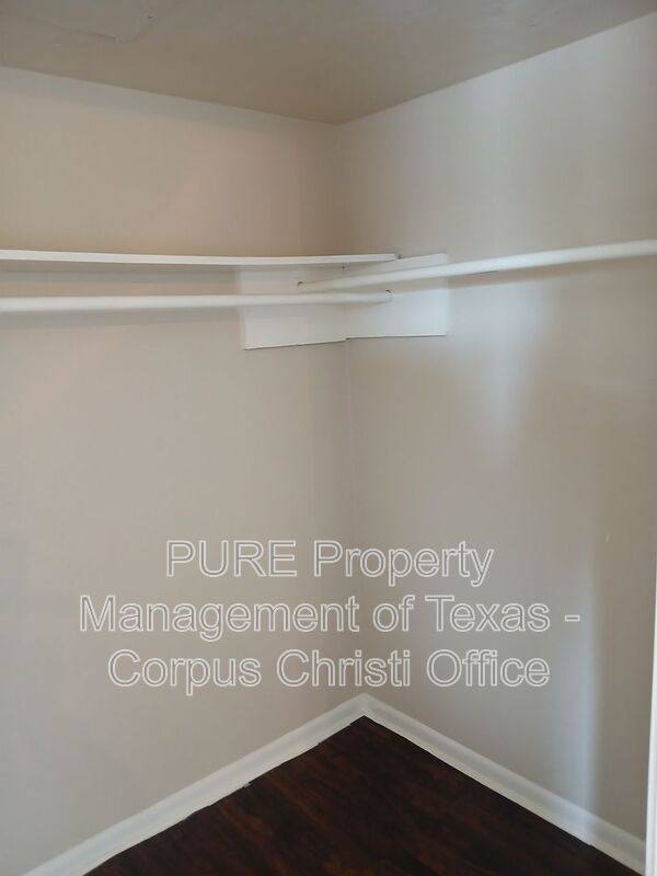 Apartment for rent at 901 Furman Ave #B, Corpus Christi, TX 78404