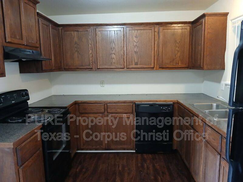 Apartment for rent at 901 Furman Ave #B, Corpus Christi, TX 78404