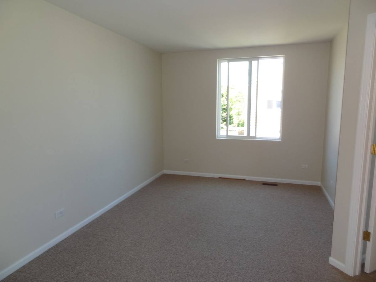 Condo for rent at 729 Serendipity Dr, Aurora, IL 60504